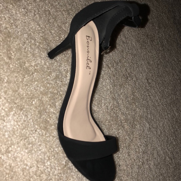 NEW Black Heels - Picture 2 of 3